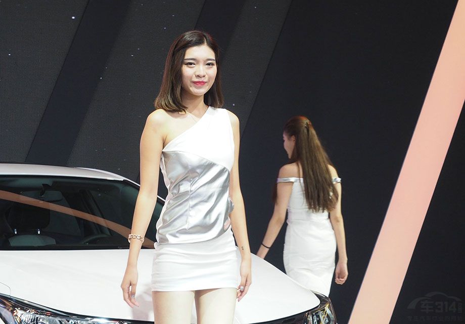 �𷢱�����Ȼ�ټ��������Ǻ�ͷ���Ĺ���MM��˳�ۡ�