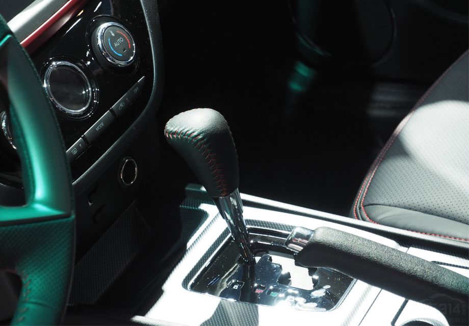 ����M6��1.5T���������ֲ��������ֽ����磬������1000ת���Ҿ����������Ե�����ʻʱҲ�ܸ��ܵ������Ķ�����