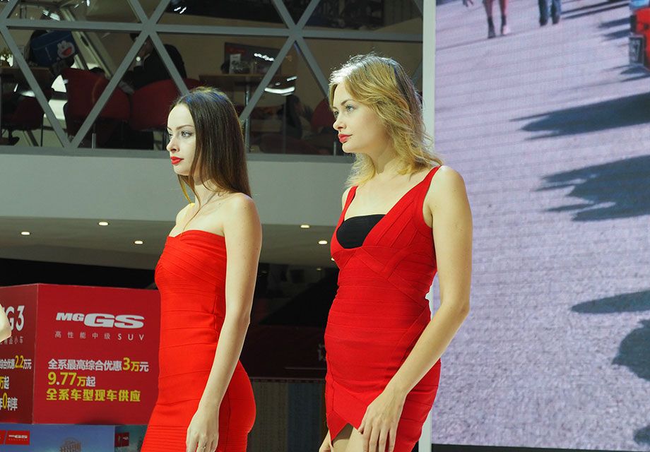 ��չ�Ϻܶ����Ʒ�ƶ����Լ��ĳ�ģ�������𷢱��۵ĺ��⳵ģ