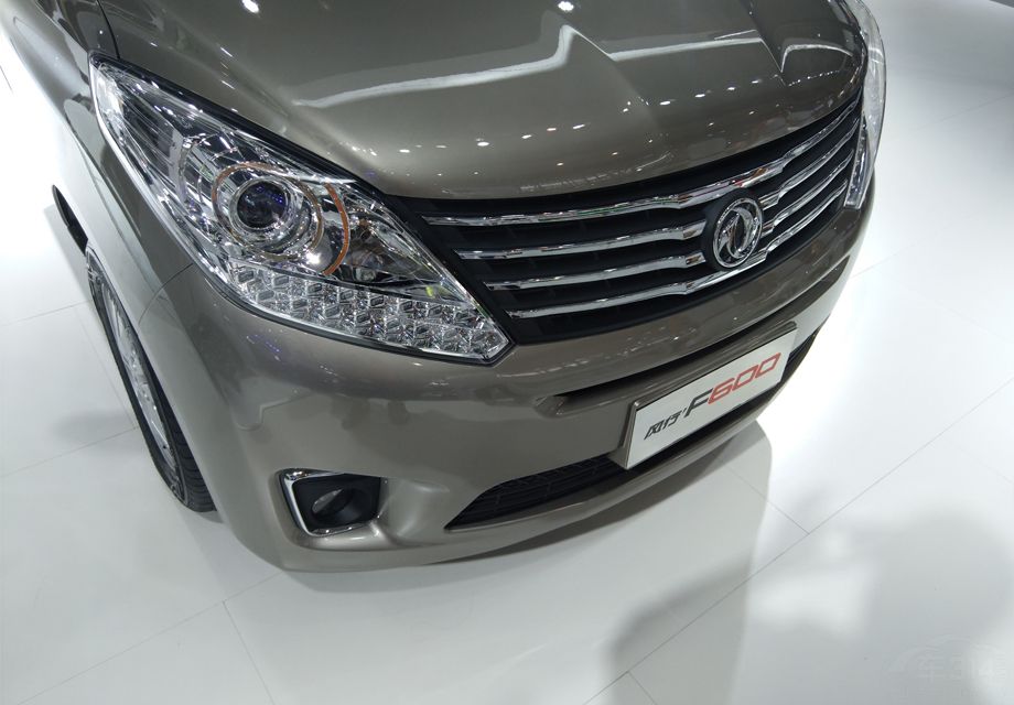 �������F600��λ����CM7��ǰ��ͬ�����Է��ﰣ����������Ҳ��С������֮�ƣ�