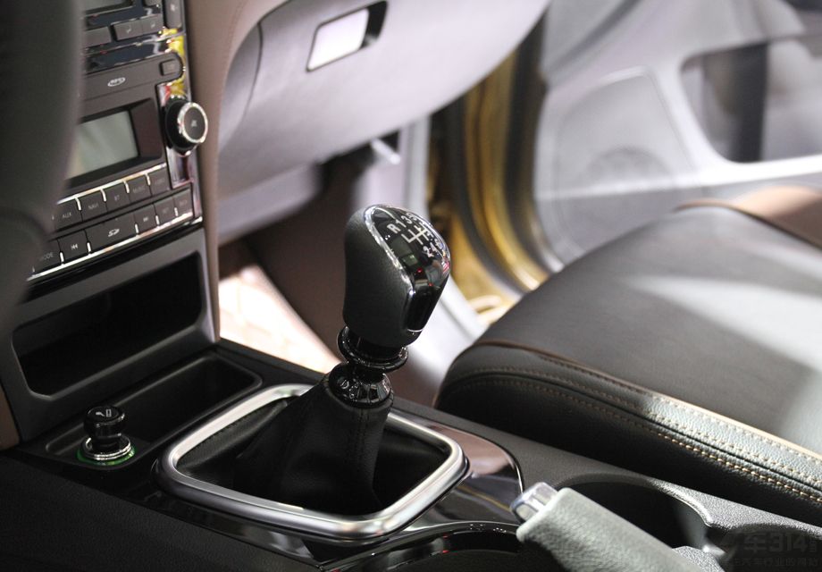 �������棬�𱭵ٰ��Ƚ�����1.5T������ѹ��1.8L��Ȼ����������