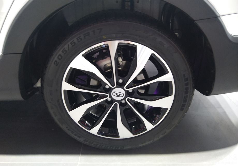 ͬ����X3һ��������V3�����7��SUV����Ҫ�����ܻ����Ĺ���Ϊ���㡣