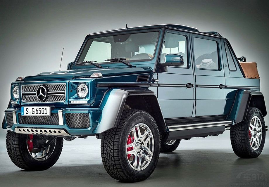 ���ͺ�G650 Landaulet��ǰ���ϻ���ά���˱���G�������ͣ�����֮�⻹��װ��һЩ�׼�������AMG���ǰ���ոܡ�̼��ά���ʵĿ����ֹ��ȡ�