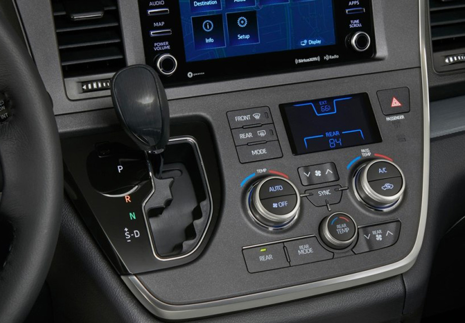 ���η��棬ȫ��Sienna��������һ�����ͣ������õİ������֣����ӷ����ڲٿء�