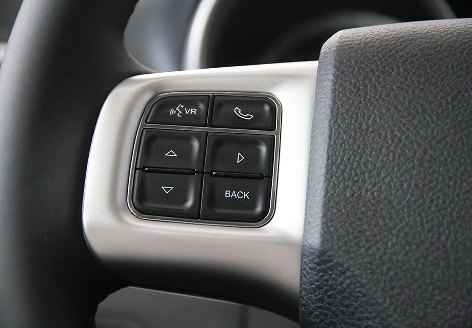 ����չʾ�����͵���ϵ������Ӳ�ʵķ��