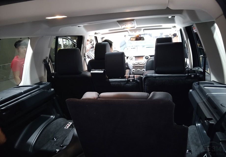 ������������һ����������ŨŨ��·������Ԫ�ء�