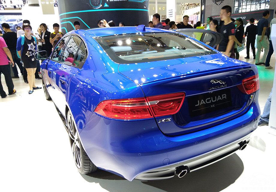 ����ѡװ����Զ��ң�ء��Զ������������̼��ȡ���˽�������������֡���ʻԱƣ�ͼ��ȹ��ܡ�