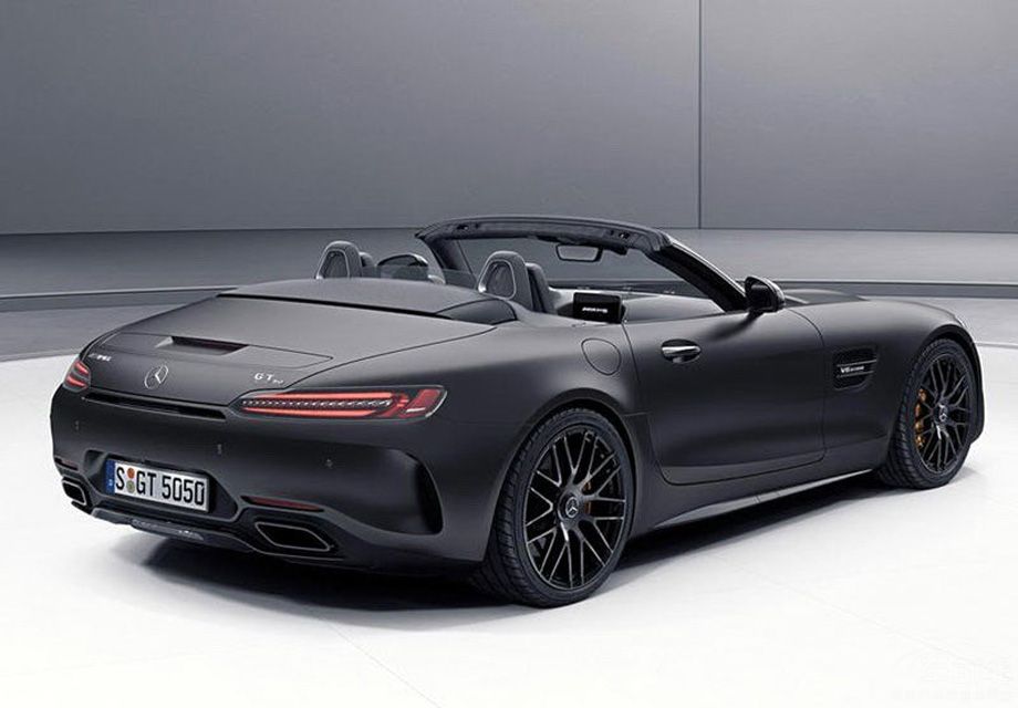 AMG GT C Roadster Edition 50��Ϊ�����ͣ���Ϊ����Ϊ�˼���AMG����50���꣬��������500̨��