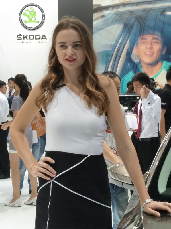 ��λ����������Ҿ��û��ǹ��ڵĳ�ģ��ÿ���