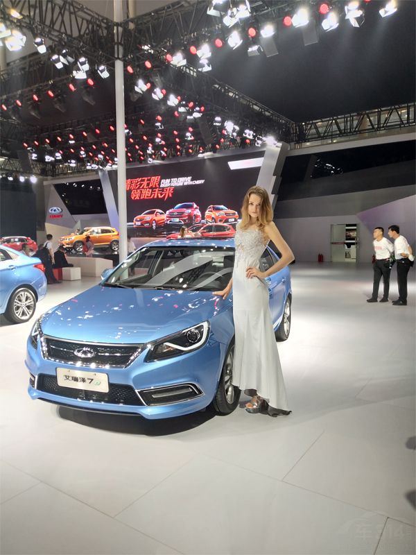 ���ڳ��Ҿ�Ȼ�ڳ�չ�����˹��⳵ģ��������֡�