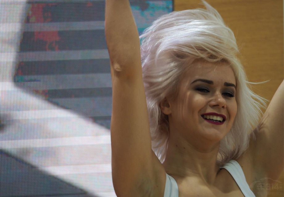 ͣ�����ݻ�û�����������ǰ�ͷ���������