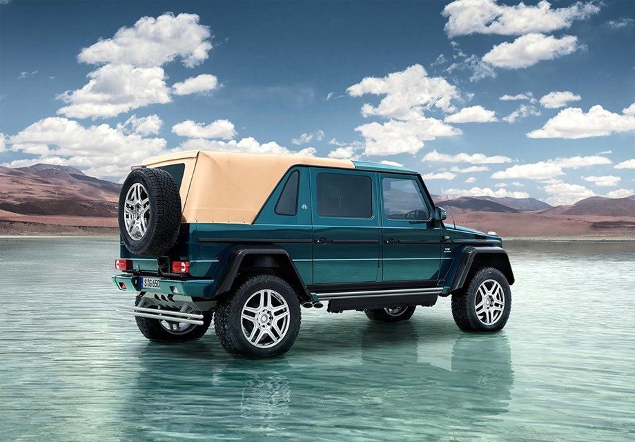 �����󲿲��ó���Ľṹ��ͨ���۵������Ŀ��գ�Ӫ�����ԽҰSUV��Ƥ����˫���Ӿ�Ч����