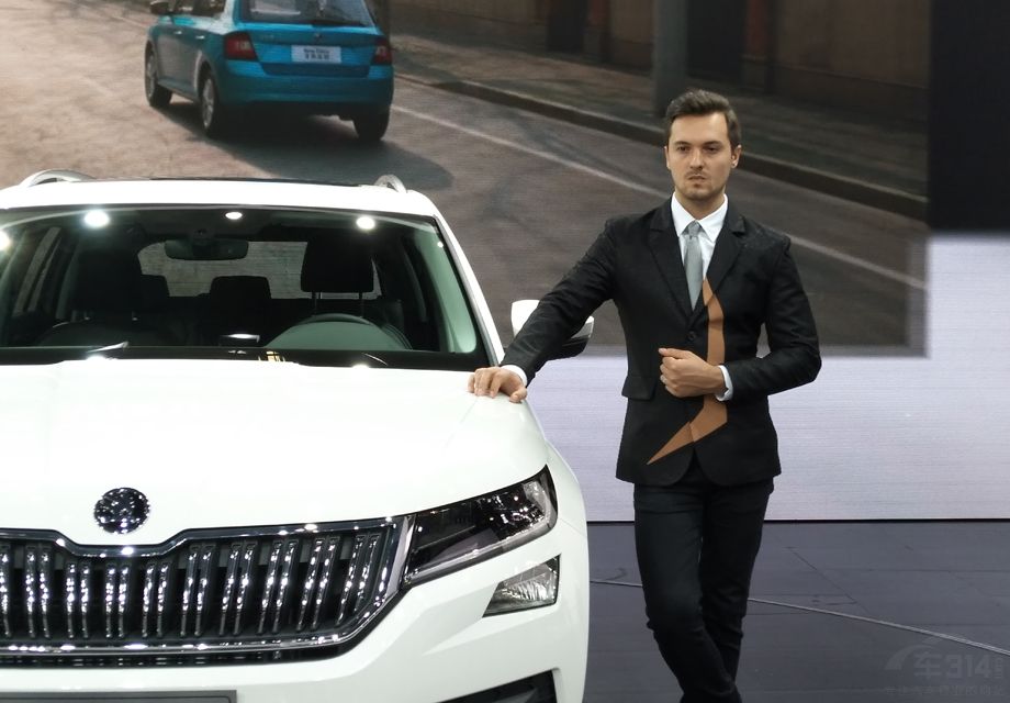 ˹�´���������λ˧���ȷ���������������·���˭��Ƶģ�����Ϊ��������ˡ�