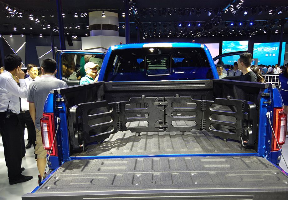 �ڳ����ռ��ϵı��ָ������죬��ʽ��ɳ���������γ����ǳ����ʡ�