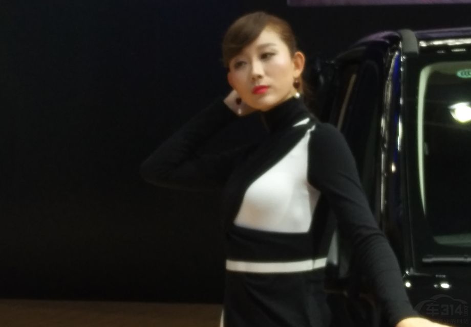 Ů��һ������գ���Ȼû�պã�����ǡ�ɸ�������һ�����ʵ����С�