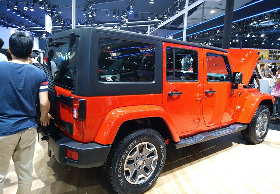 �ٷ����ơ�Command-Trac��е��ʱ������������һ���������������ķֶ��䣬ǰ���ſ��Ų�������