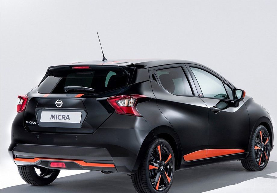 �ر�泵�ͳ����䱸����DAB������BoseƷ�����죬�������˵�������Կ�׽��롢ǰ������ֵȡ�