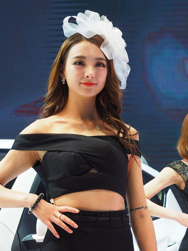 �첲�ϻ���һȦ�������������ۡ�