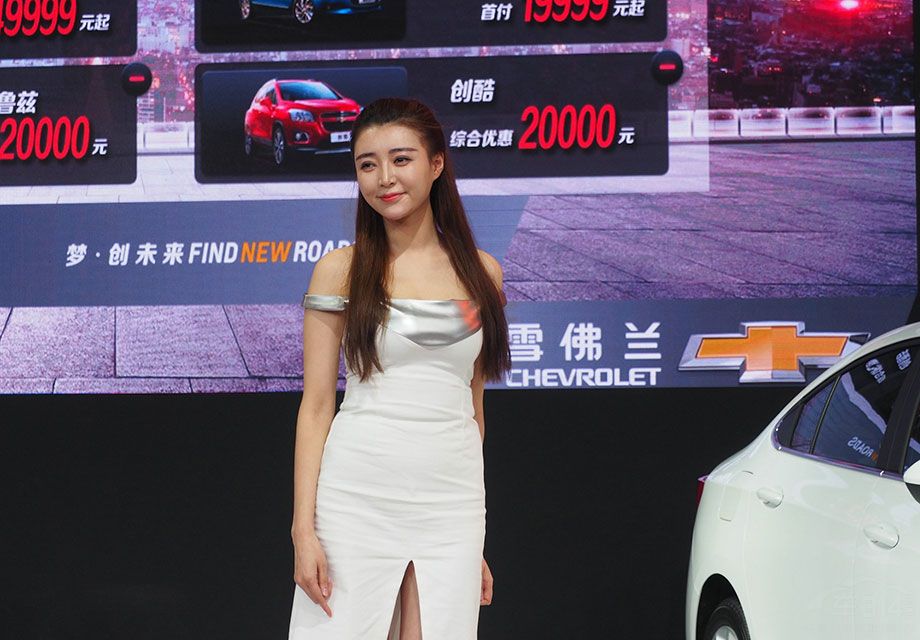 ѩ������Ϊ��ϵ����ƽ��Ʒ��֮һ�����˵ĳ�ģҲͦƽ�񻯣���λ��Ů������û�л��뵽�Լ��������ڼ�С�ã�