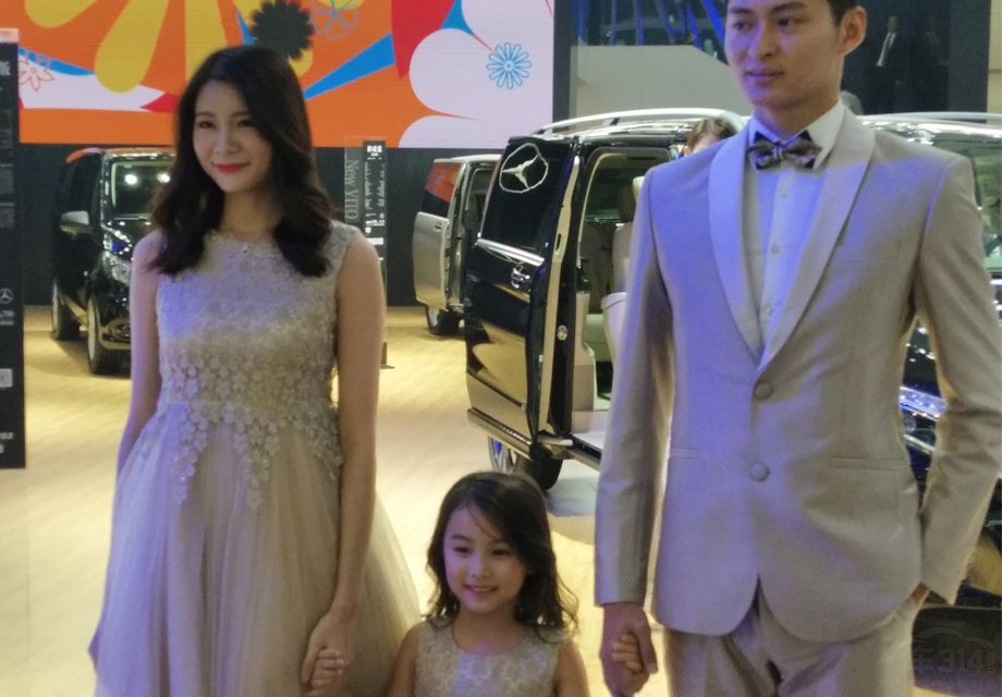 ���Ʒ�ƶ����õ�����Ů˧�磬��ر���ƫƫ������һ�����ڵ���ģ��