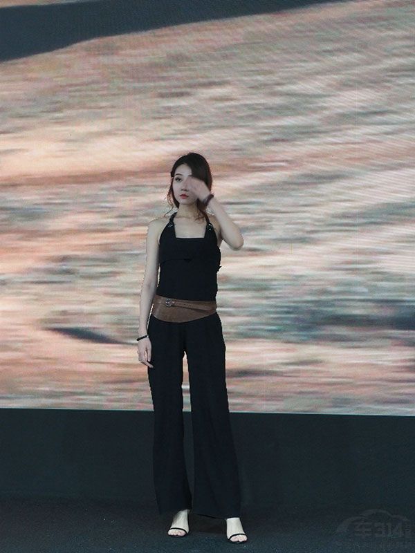 ��λ����欣�Ҳ����¶�����ž�������