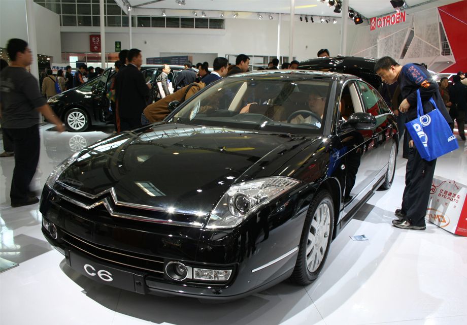 ȫ��һ���ĳ�����Ȼ�����š�C6�������ţ�������������Ҳ������C5�ĺ����档