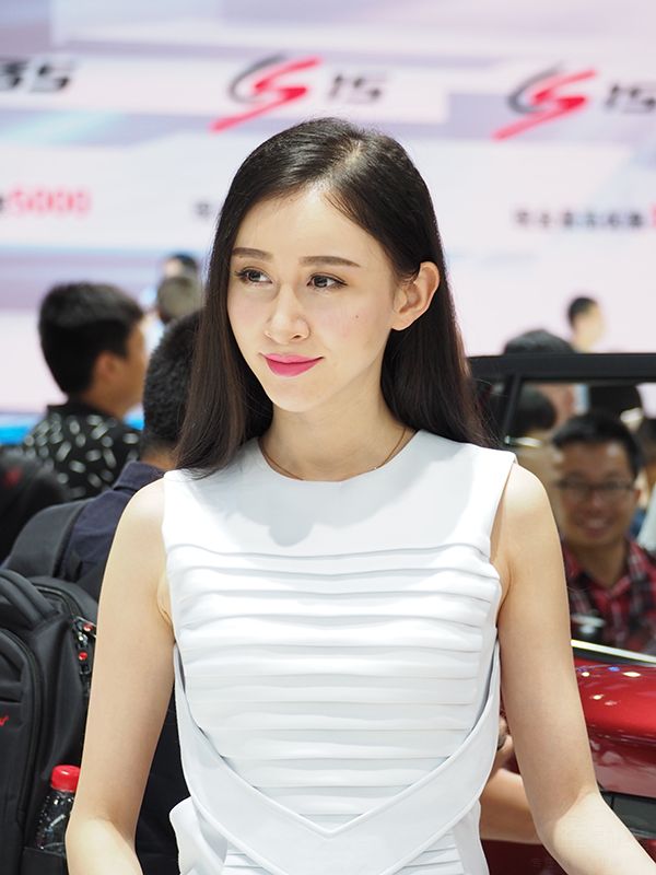 ��������������������У���������������Ů�������˼���������