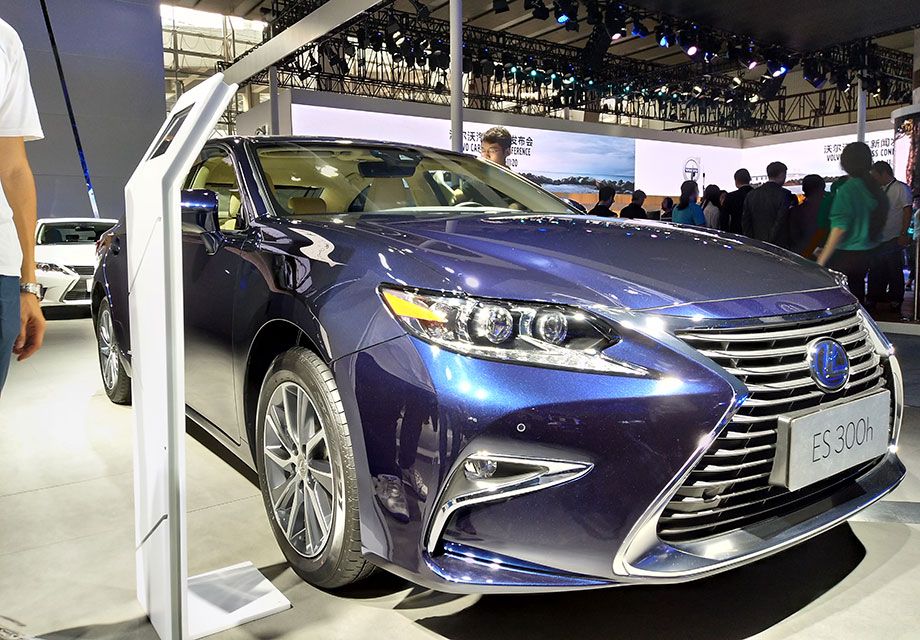 �׿���˹ES������2006������й���������һֱ���ԣ�ԭ��ܼ򵥼۸�̫�߶���Ʒ�Ʋ����Ͽɡ�