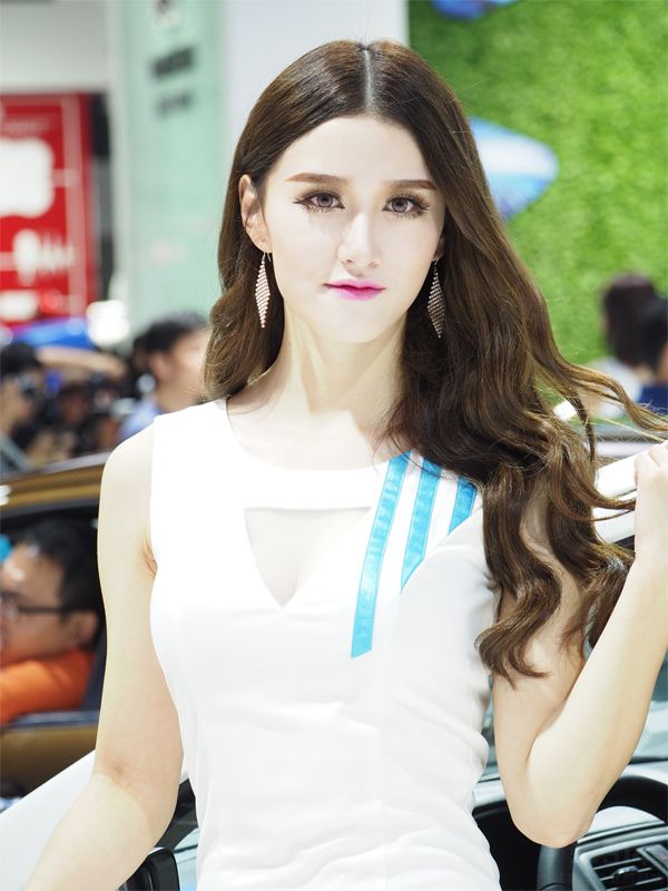 ��ģ�����˶����Լ�ͷ����