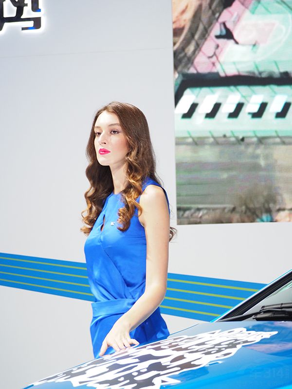 ��λ�����Ů��Ȼһ��ʼ��Щ���š�