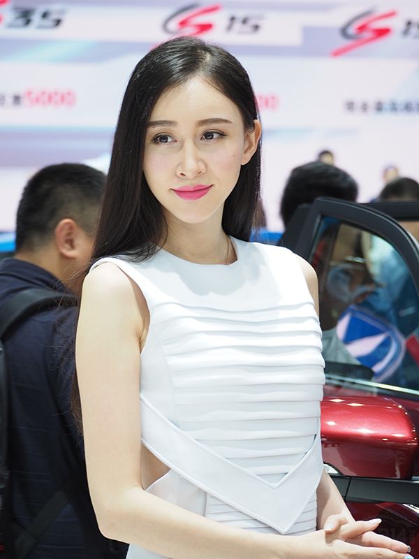 ��������û�й�ע�㣬������Ȼ�޷����۹�Ų���������������Ů��������