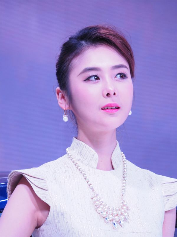 �绨��Ĺ�������Ө����