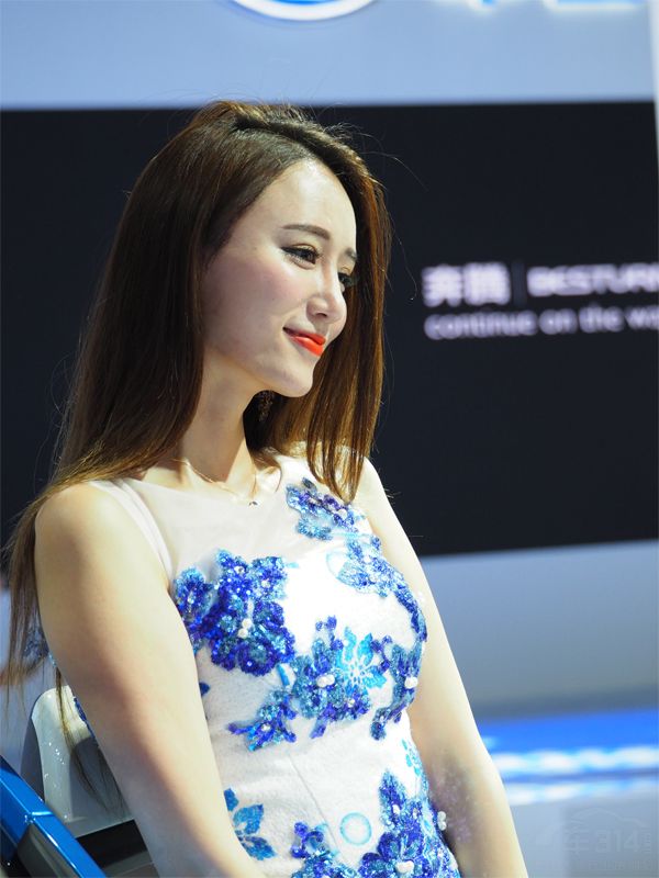 ��֪�����뵽��ʲô�������Լ��˷ܵ�һЦ��