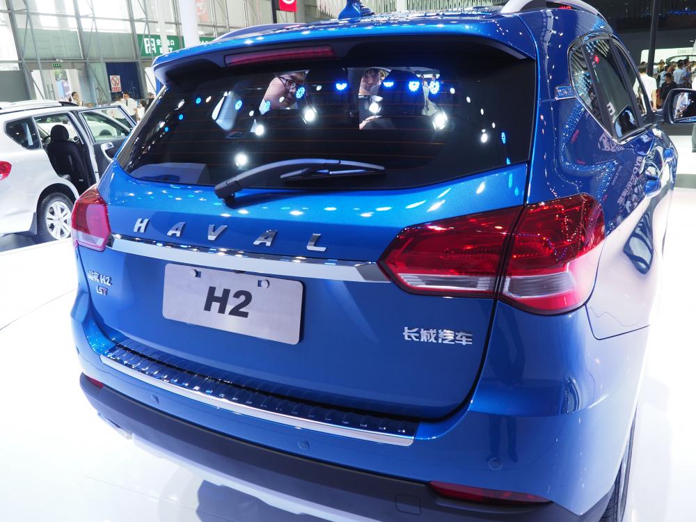 ���÷��棬�³�װ���ж๦�ܷ����̡�������ɲ/�Զ�פ������ý����ʾ���Լ��Զ��յ���װ����