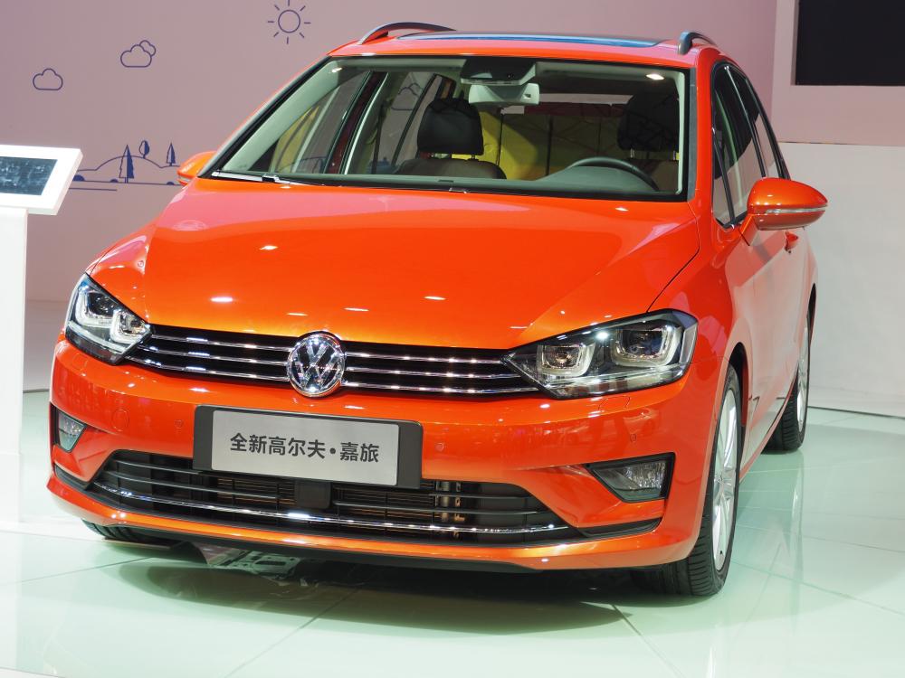 �߶��򡤼�����Ϊ�߶���ϵ�е��������ͣ��³��ռ��Ϊ����������β������Զ������ͨ�泵�ͣ������Ⲣ����һ�����г����³���λ��Ȼ��һ��ʵ�õĽ��ճ���