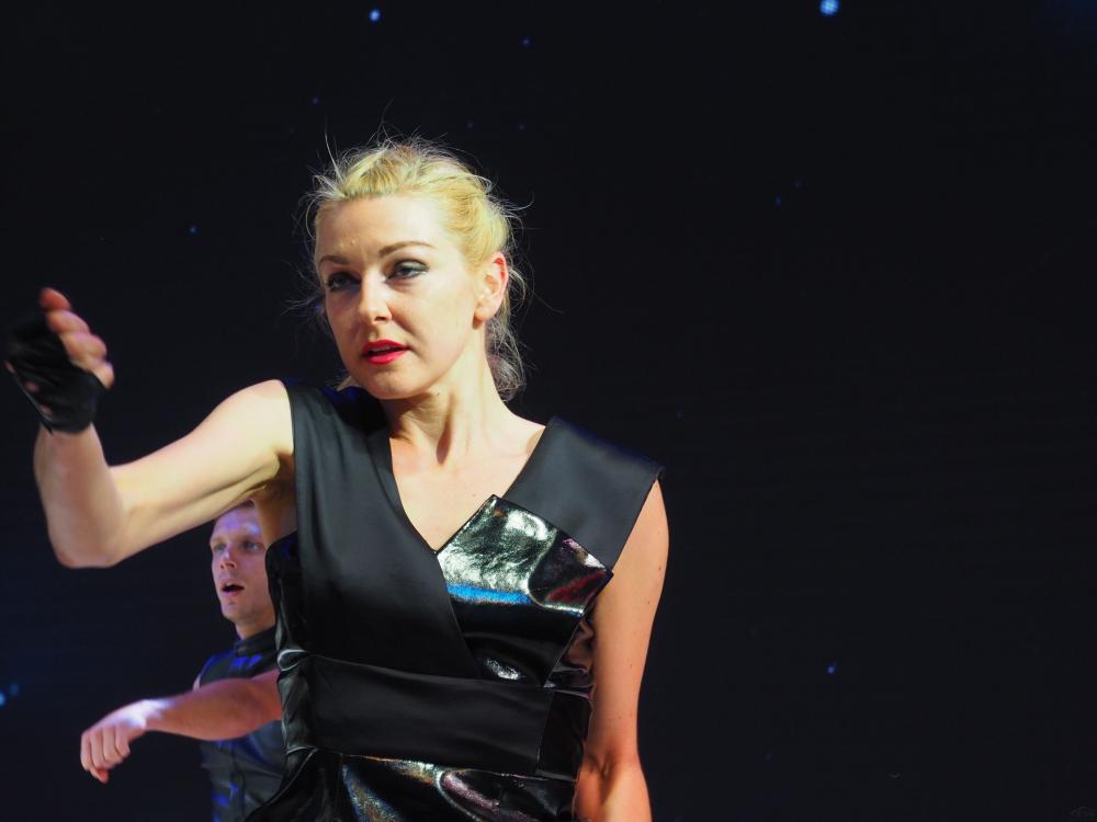 ������һȭ��