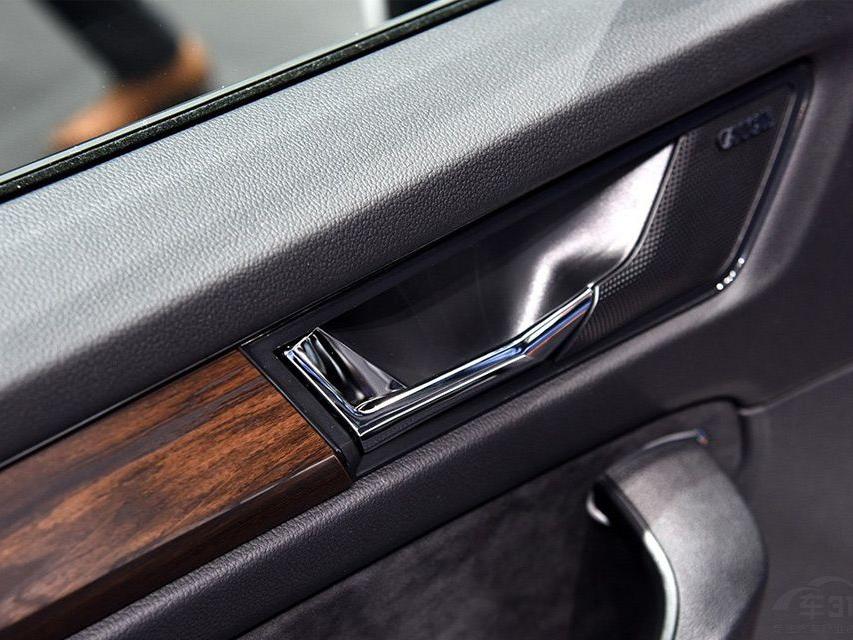 ���η��棬�µ��ǿ�Scout��ľ���ΰ���ϣ�Ƥ�ʰ����������ǿ�˳��ڵ�Ʒ�ʸС�