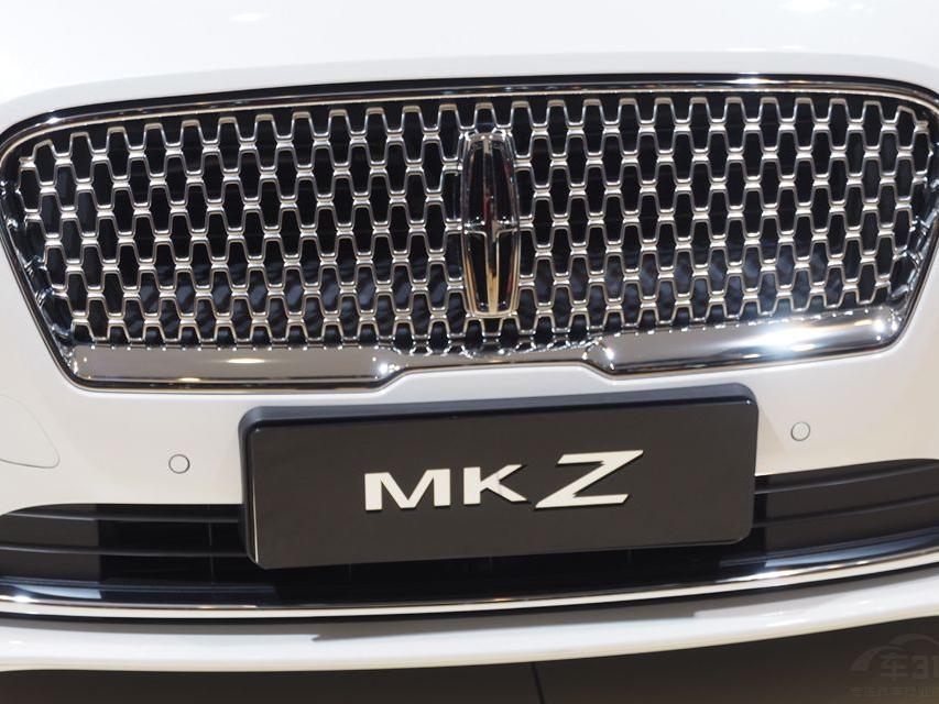 �³�������Ӿ���װ��Ͷ��ƣ���ҹ������ʱ�������ֿϵ�LOGO�ͻ�ӭ����