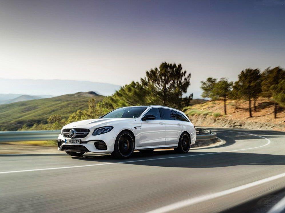 �³�������ȫ�µ�9AT�����䣬�������е�7���Զ������䣬������Ϊ����Ѹ�١�