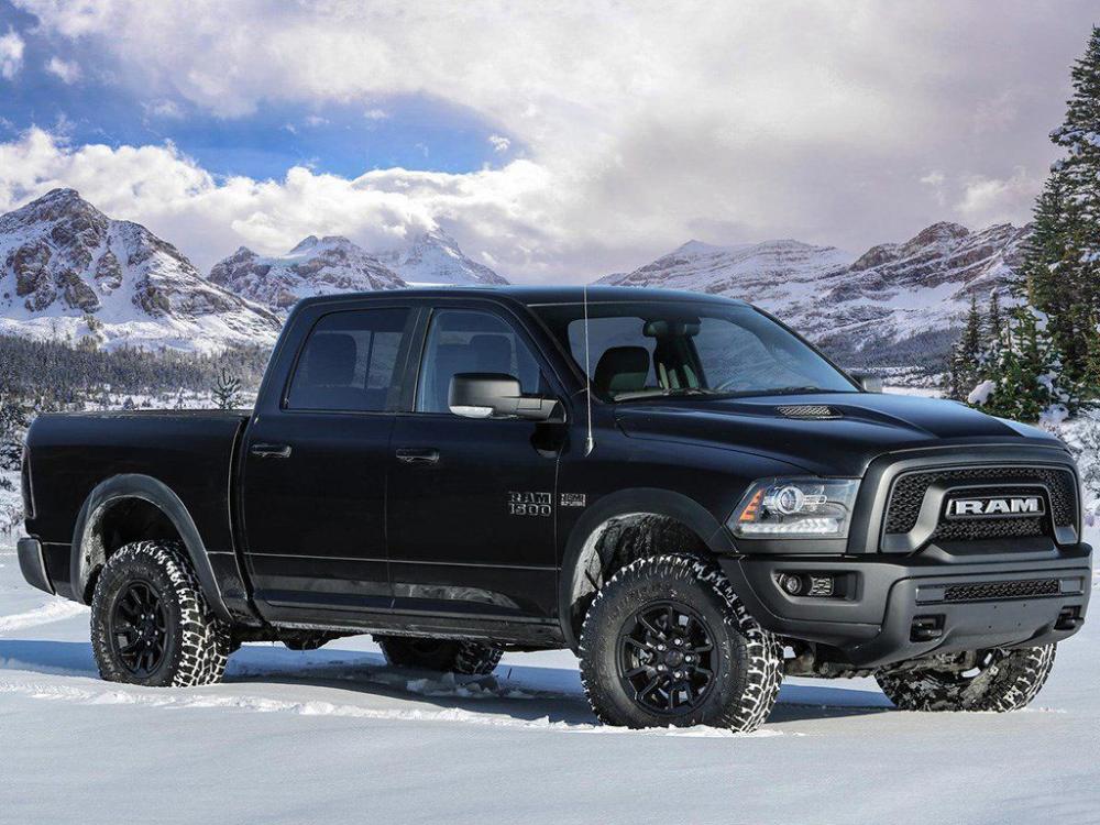 �ƹ����ɫ��ǰ������դ��ǰ���ոܣ�����ȥ�Եø������沢����ԽҰ�С�