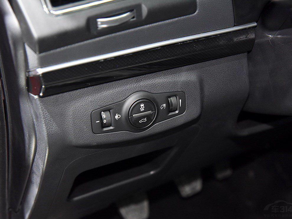 ���⣬�³����п�̨�����д�ߴ����ʾ�������ڵĿƼ���ʮ�㡣