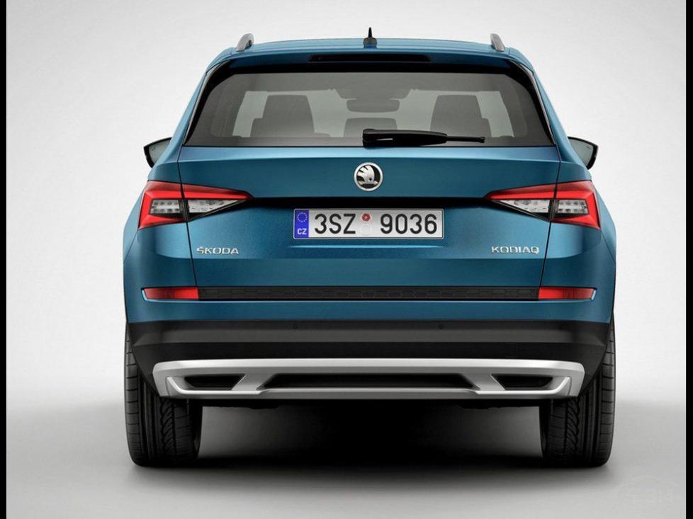 �³���������ؼ�϶�ﵽ194mm��ͬʱ����������ϵͳ��ԽҰ����ϵͳ�ͼ�ʻģʽѡ��ϵͳ��