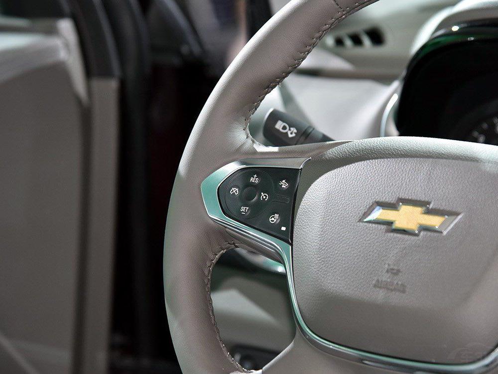 �п�̨ʹ���˴�����ɫƤ������������������ʸС�