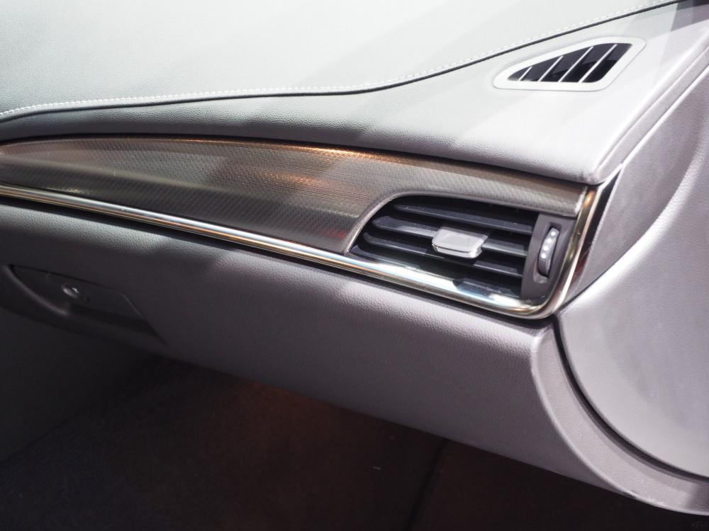 ���÷��棬�¿�ATS-L�����������ǳ���4G LTE�����ṩԭװ���ɳ���Wi-Fi��Car-Fi������֧��7̨�豸ͬʱ���룬���縲�������700ƽ���ס�