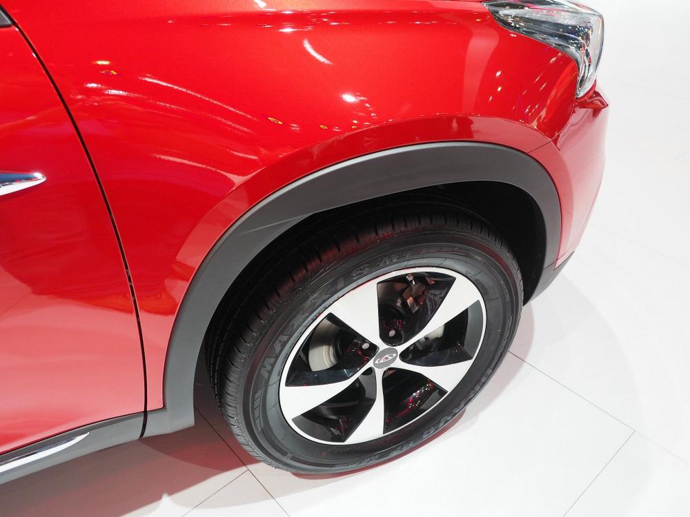 ȫϵ���伫Ϊ�ḻ��������������Կ�׽���/һ��������ABS���ƶ������䡢ǣ�������ơ������ȶ����ơ����¸���������Ѳ�������ų���ڵȳ������ܡ�