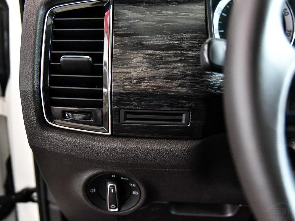 ľ��ʽ��װ���ÿµ��ǿ˸������ԡ�