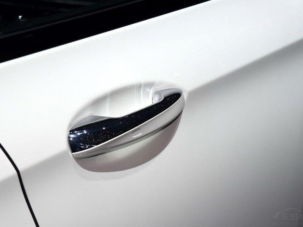 ȫ��AMG E63 S���а����ø����ܷ����̡��˶����κ�Nappa��Ƥ����