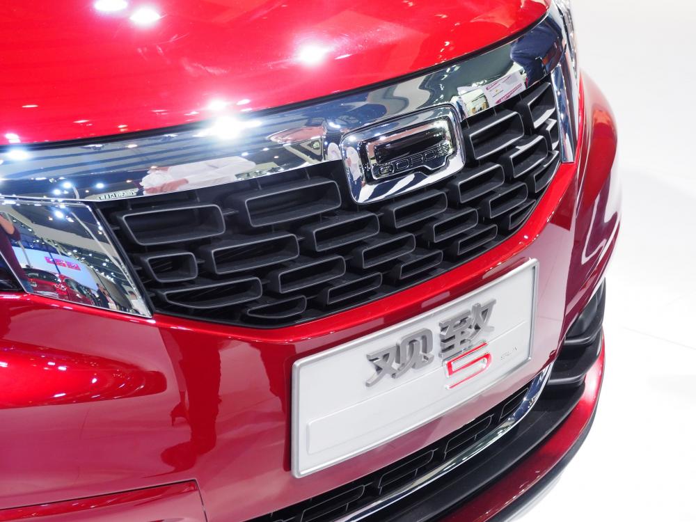 ������Ͽ�������5�����Ͳ�ͬ�ڴ������SUV���ͣ�������Ƹ�Ϊ���У��������������ּ������й�Ԫ�ء�