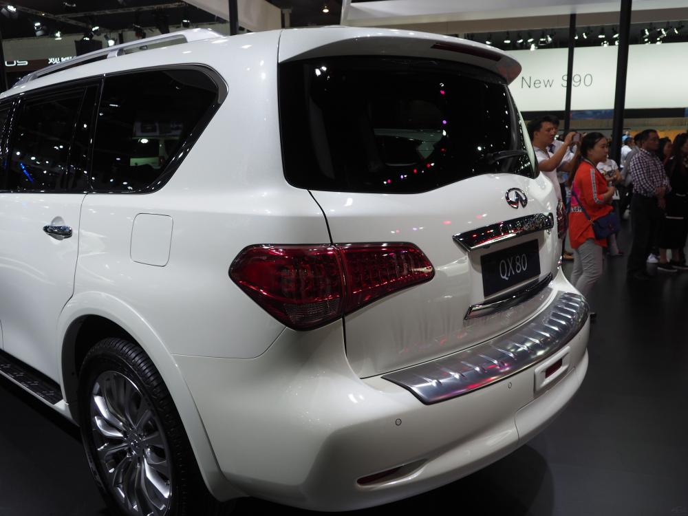 �������棬�³����ص���5.6L V8�������������441����������ϵͳƥ�����7���Զ������䡣