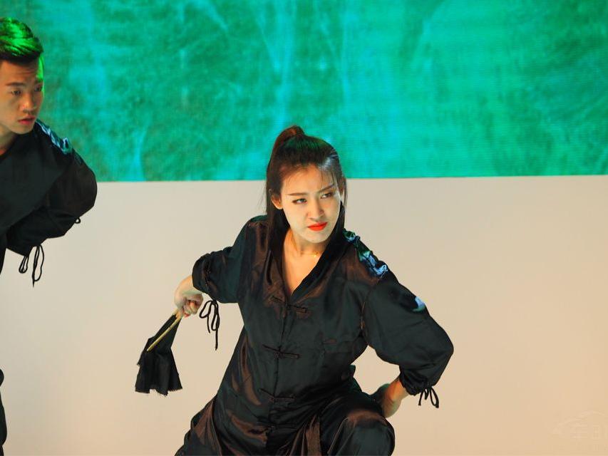 �˺���������